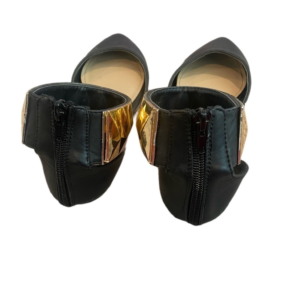 JUSTFAB Black Flat Closed Toe Shoes Gold Trim On Ankle - Size 6 - Picture 4 of 7